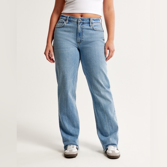 Abercrombie & Fitch The Baggy Low Rise Curve Love Light Wash Raw Hem Size 32|14L - Picture 3 of 11